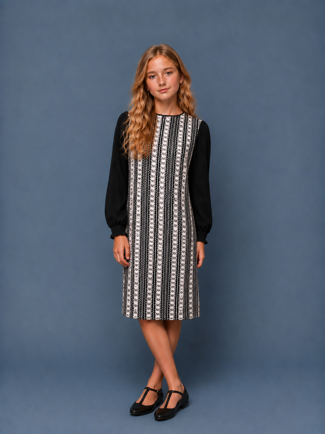 Lace Puff Sleeve Dress alt